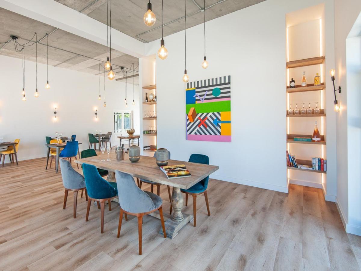 Glow Boutique Suites & Guesthouse Херманус Екстериор снимка