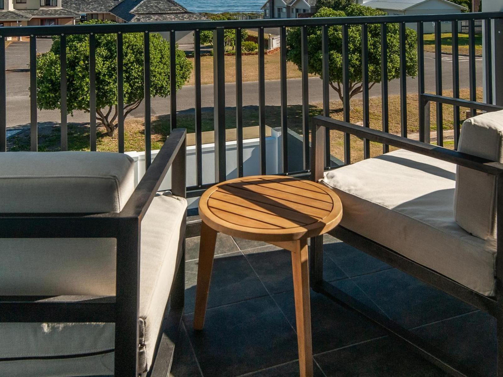 Glow Boutique Suites & Guesthouse Херманус Стая снимка